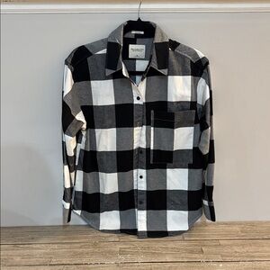 Abercrombie & Fitch Black and White Checkered Shirt